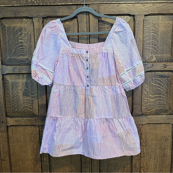 Anthropologie Tops - Maeve by Anthropologie Top Size Small